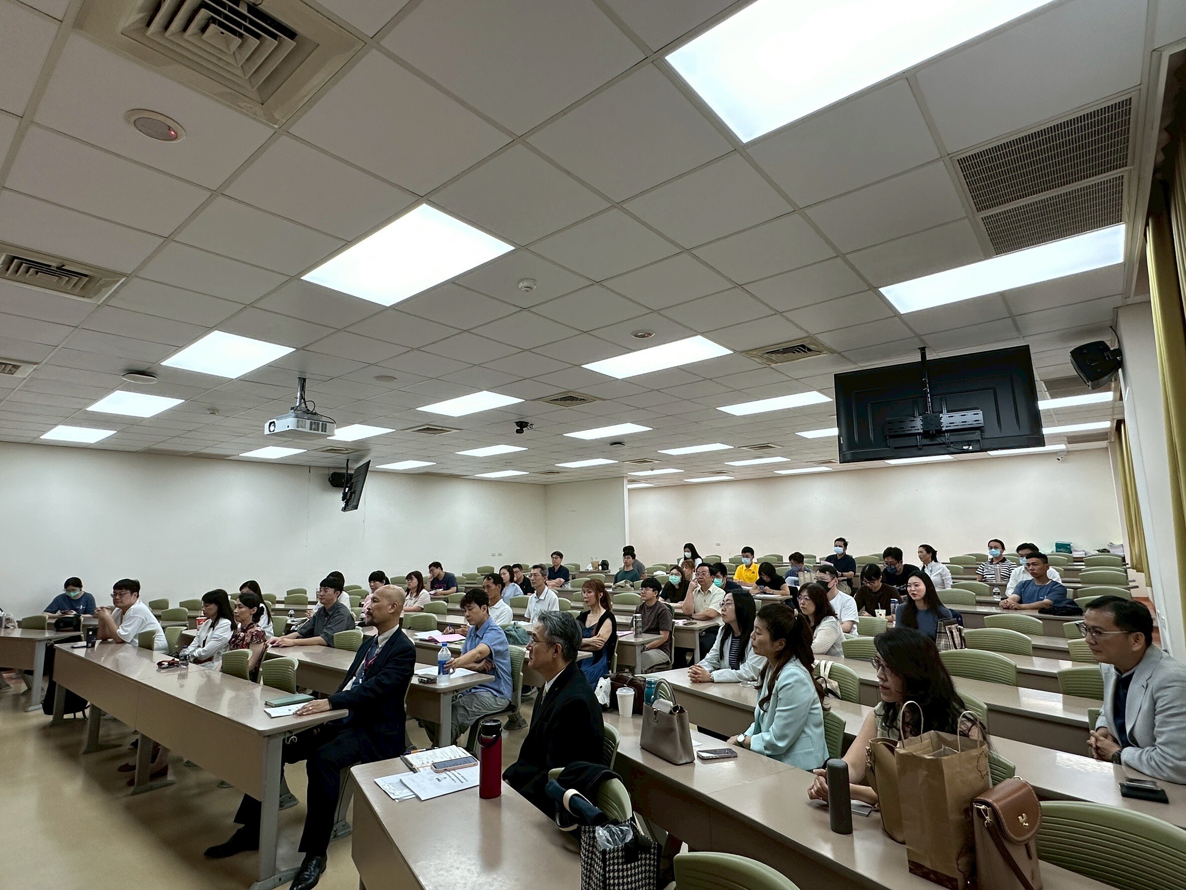 演講1